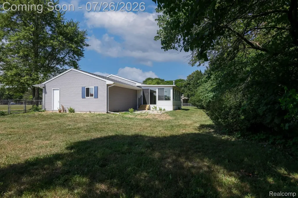 5147 N Paro Drive Genesee Charter Township MI 48506