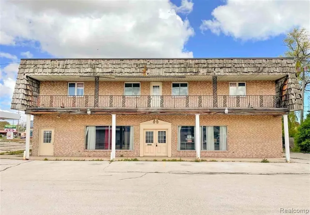 804 N Euclid Avenue Bangor Charter Township MI 48706