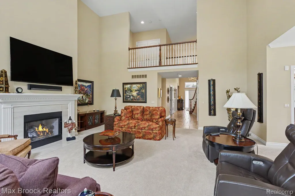 4061 Chatfield Lane Troy City MI 48098
