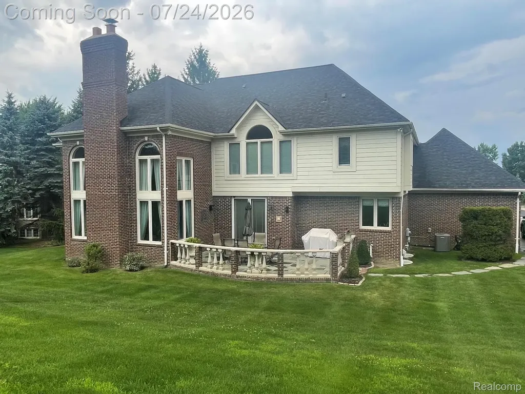 4831 Goodison Place Drive Oakland Charter Township MI 48306