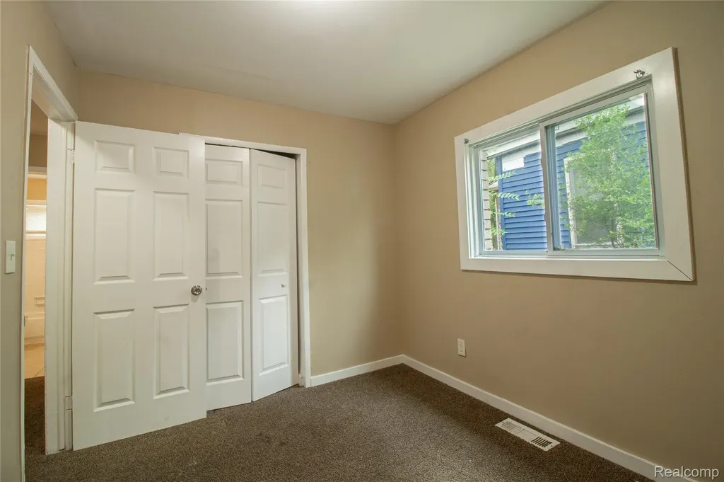 20442 Greenlawn Street Detroit City MI 48221