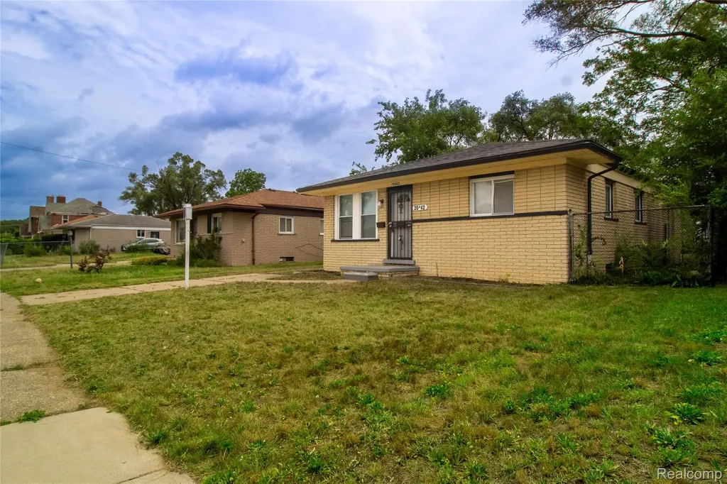 20442 Greenlawn Street Detroit City MI 48221