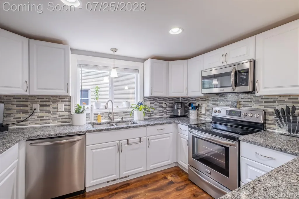 4057 Risedorph Street Burton City MI 48509