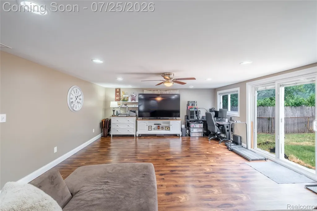 4057 Risedorph Street Burton City MI 48509