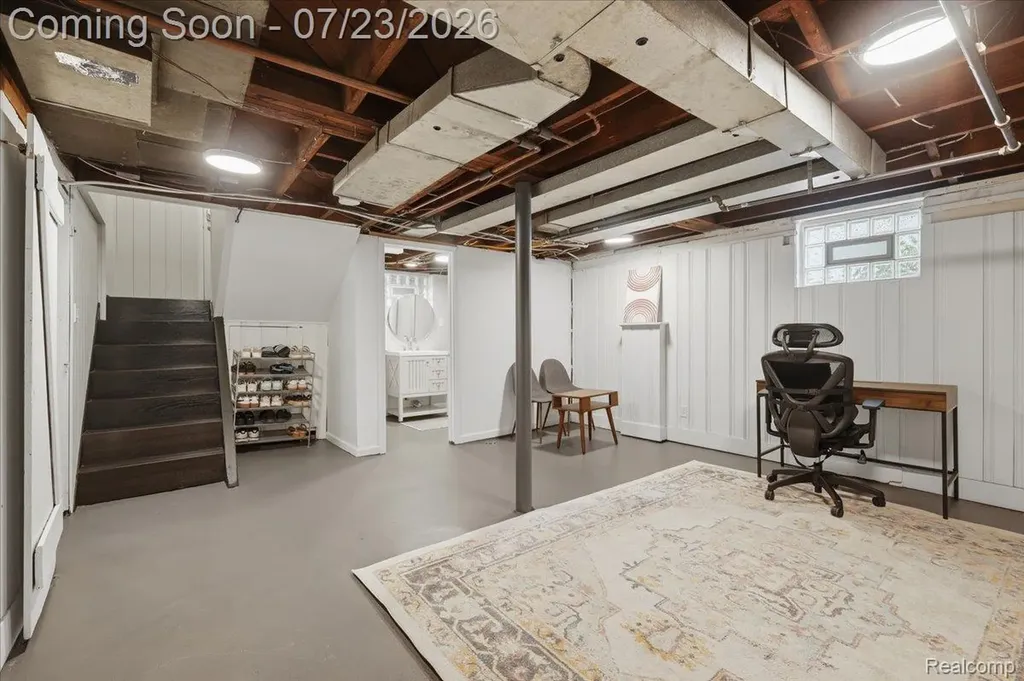 1207 Irving Avenue Royal Oak City MI 48067