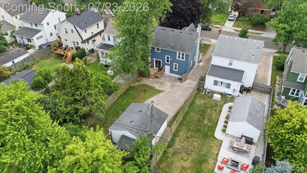 1207 Irving Avenue Royal Oak City MI 48067