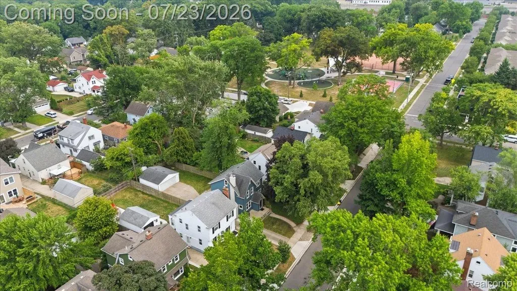 1207 Irving Avenue Royal Oak City MI 48067
