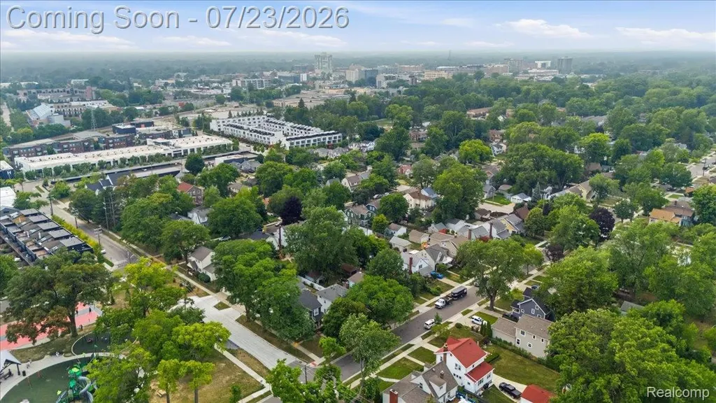 1207 Irving Avenue Royal Oak City MI 48067