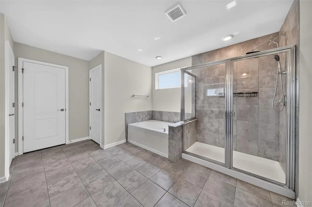 4160 Walcott Drive Orion Charter Township MI 48359