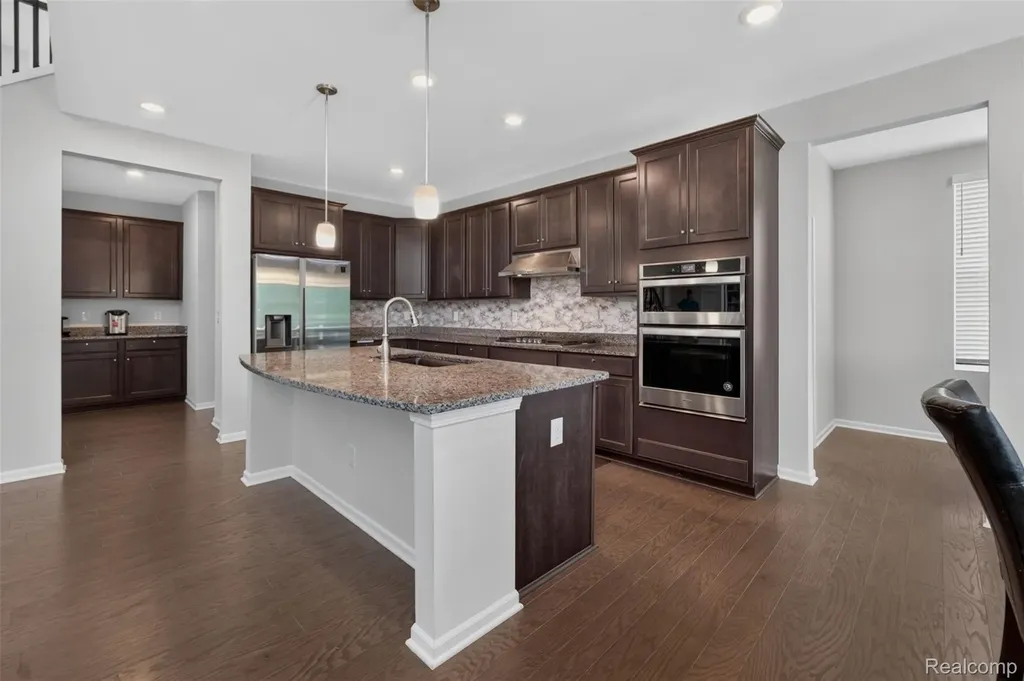 4160 Walcott Drive Orion Charter Township MI 48359