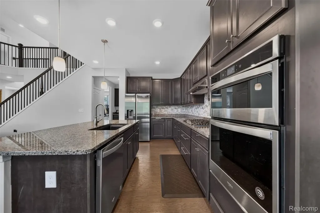 4160 Walcott Drive Orion Charter Township MI 48359