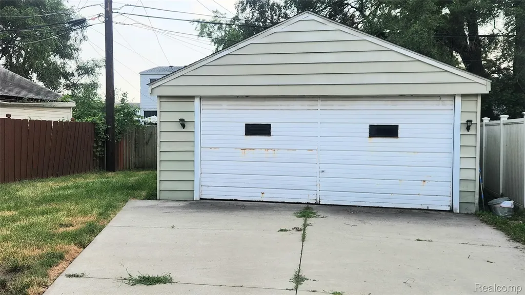2765 David Street Melvindale City MI 48122