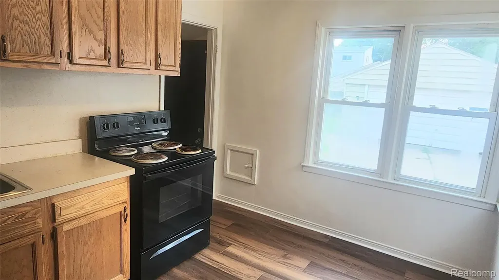 2765 David Street Melvindale City MI 48122