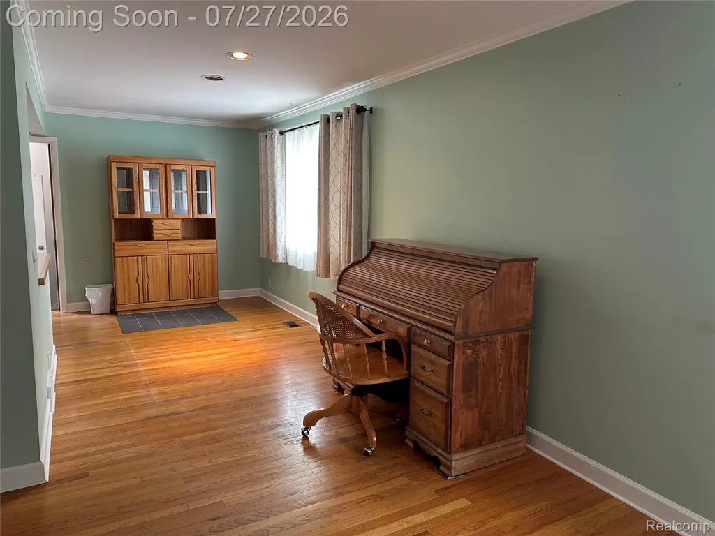 10350 Davisburg Road Springfield Charter Township MI 48350
