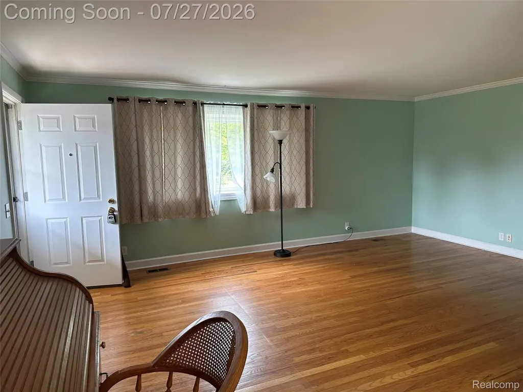 10350 Davisburg Road Springfield Charter Township MI 48350