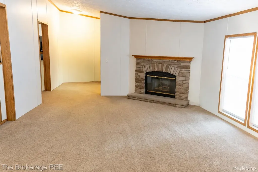 93 Woodcrest Swartz Creek City MI 48473