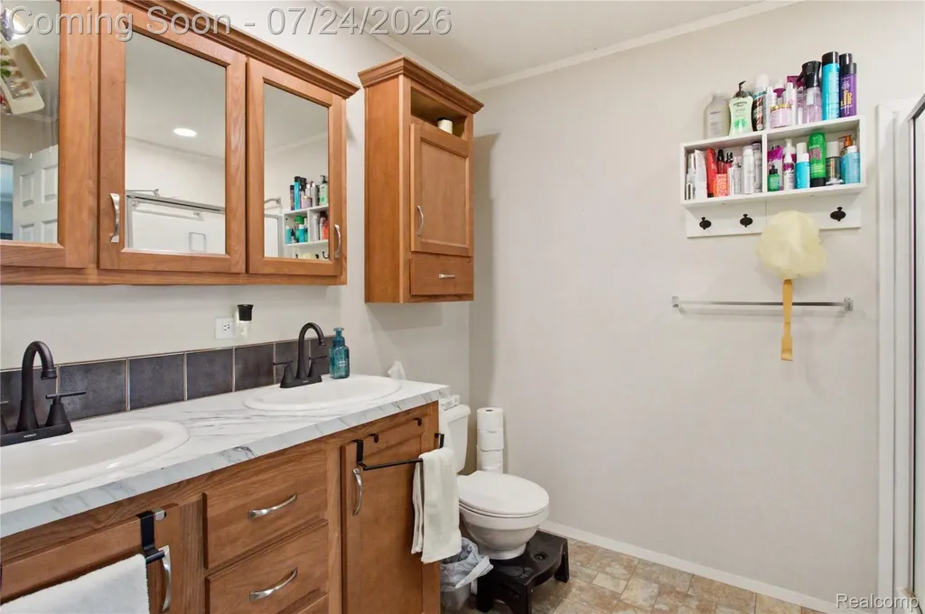 16206 Lancaster Way Holly Township MI 48442