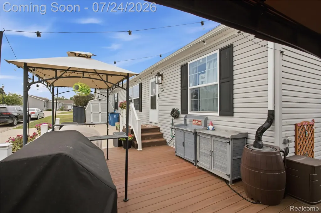16206 Lancaster Way Holly Township MI 48442