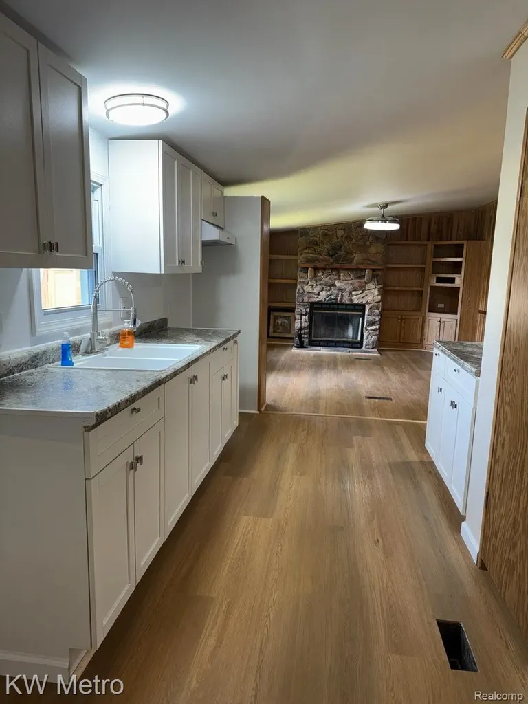 3520 Hogarth Avenue Flint Charter Township MI 48532