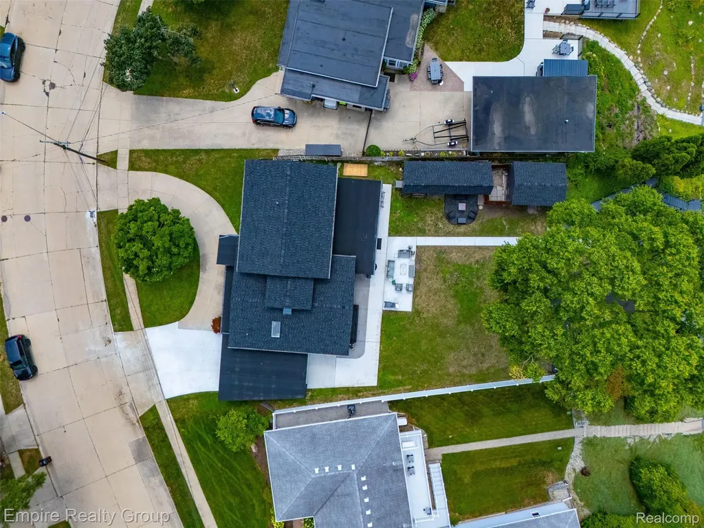 53 Potter Drive Belleville City MI 48111