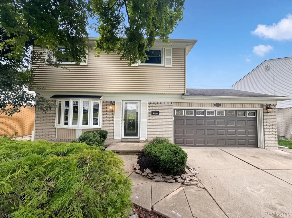 14729 Moran Road Allen Park City MI 48101
