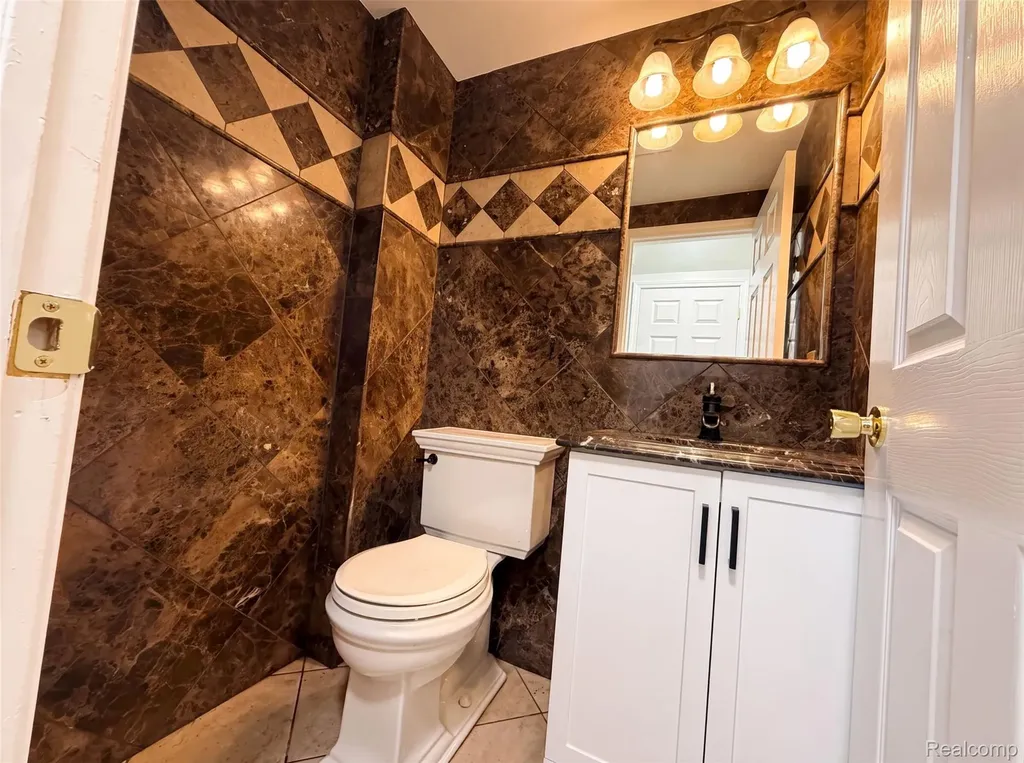 14729 Moran Road Allen Park City MI 48101