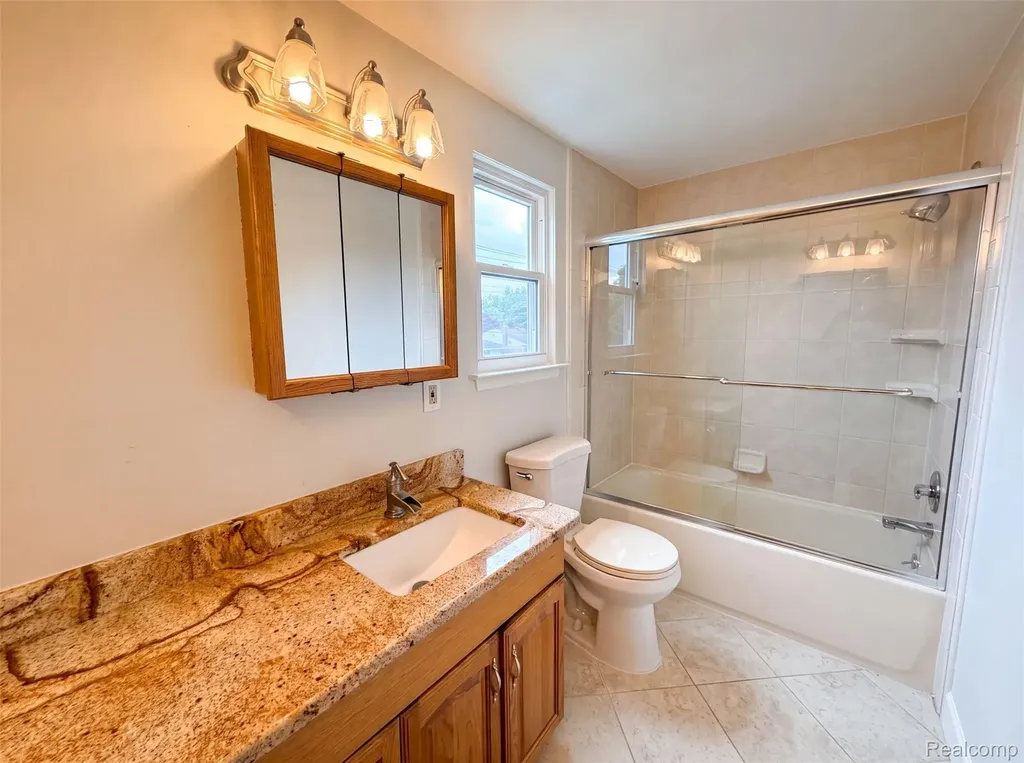 14729 Moran Road Allen Park City MI 48101
