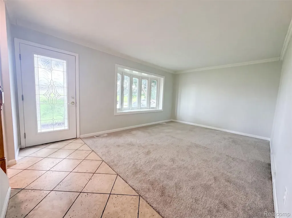 14729 Moran Road Allen Park City MI 48101