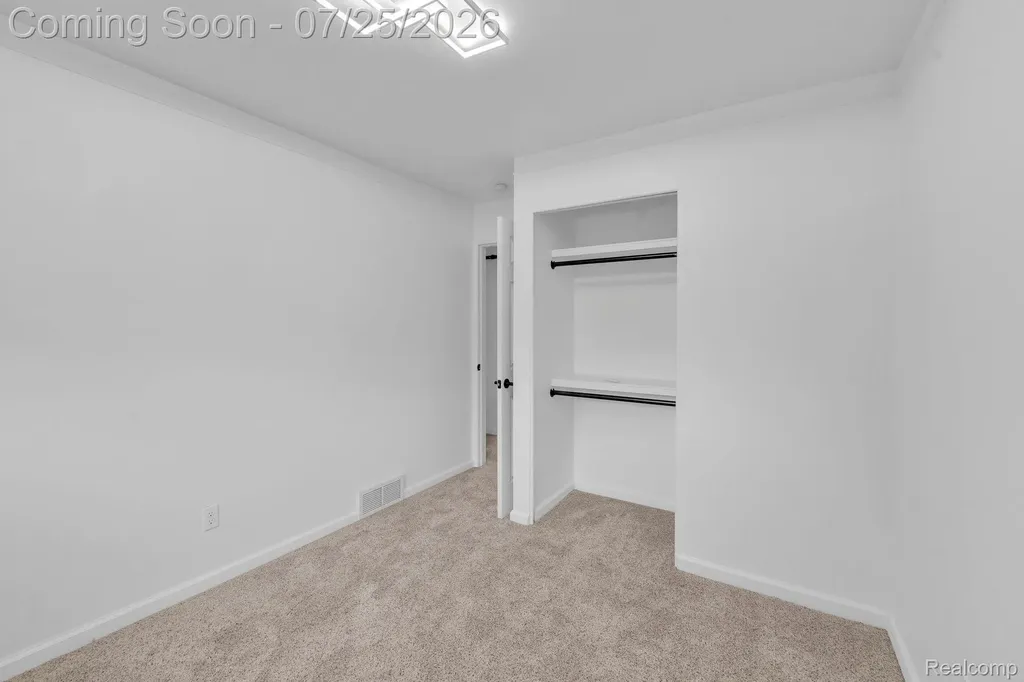 20308 Shady Lane Avenue St. Clair Shores City MI 48080