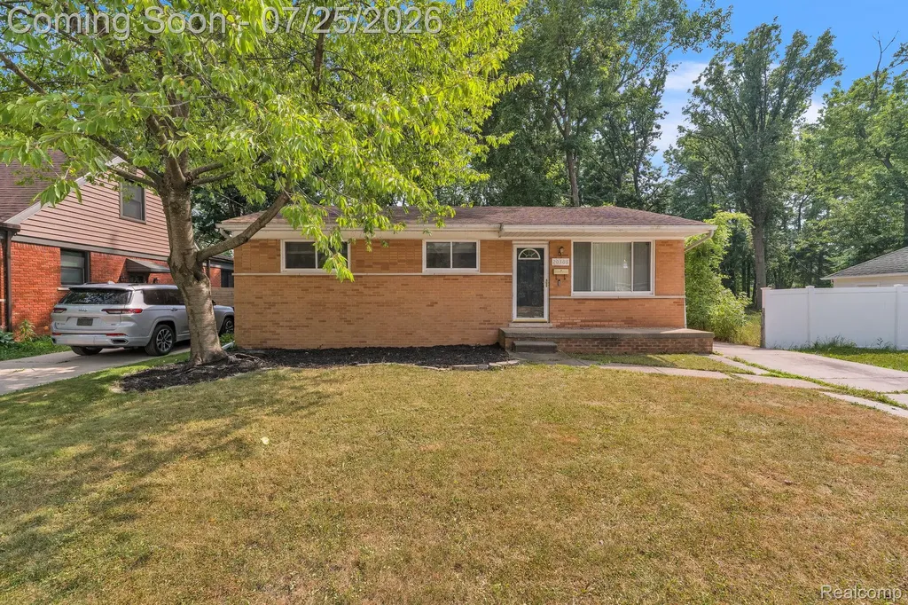 20308 Shady Lane Avenue St. Clair Shores City MI 48080