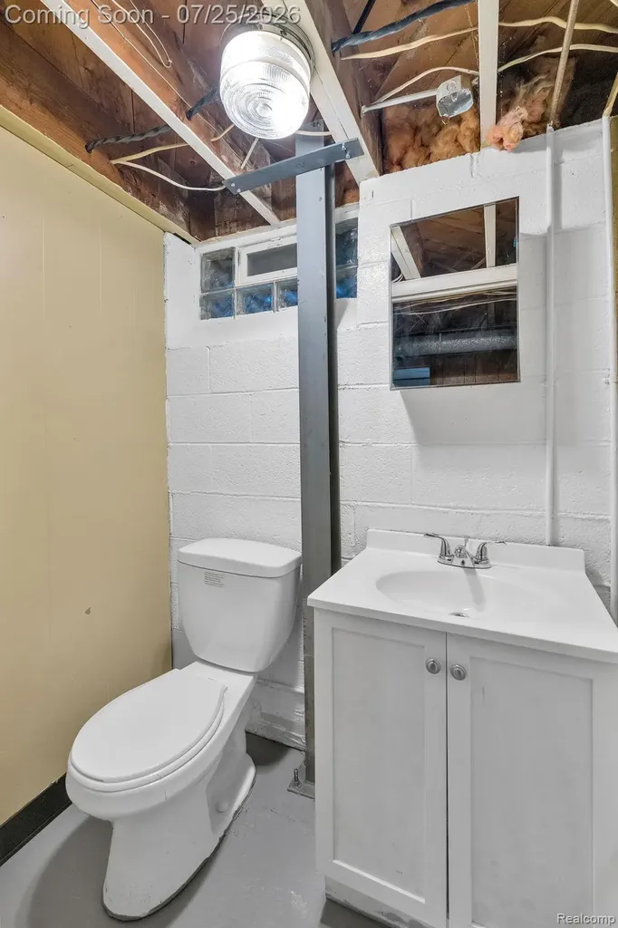 20308 Shady Lane Avenue St. Clair Shores City MI 48080