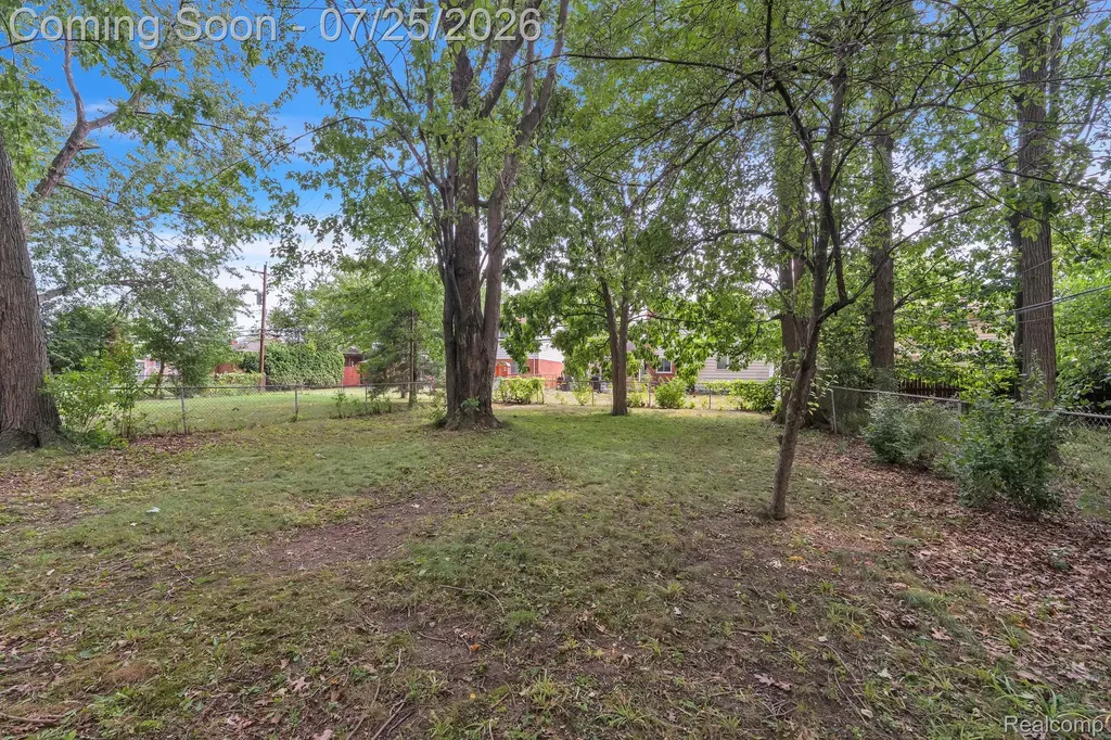 20308 Shady Lane Avenue St. Clair Shores City MI 48080