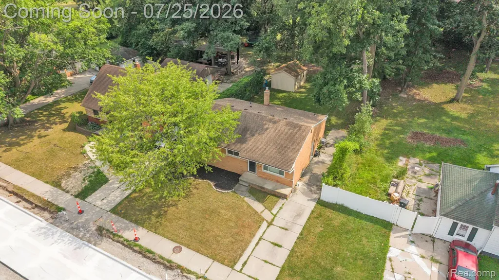 20308 Shady Lane Avenue St. Clair Shores City MI 48080
