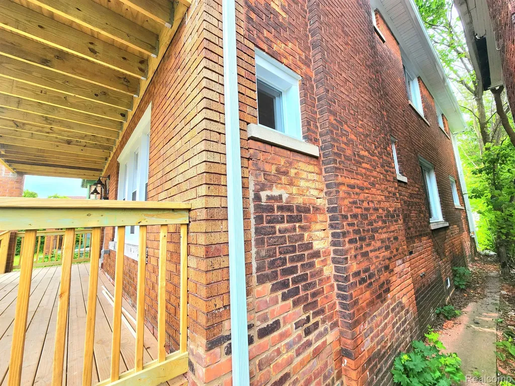 1645 Taylor Street Detroit City MI 48206