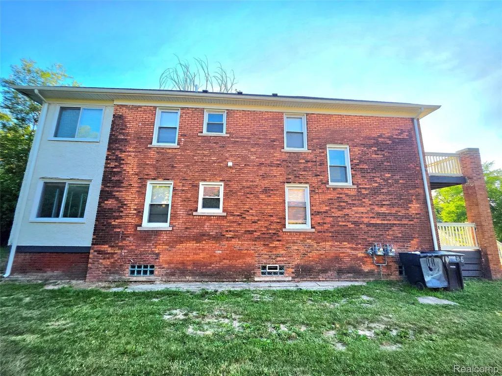 1645 Taylor Street Detroit City MI 48206