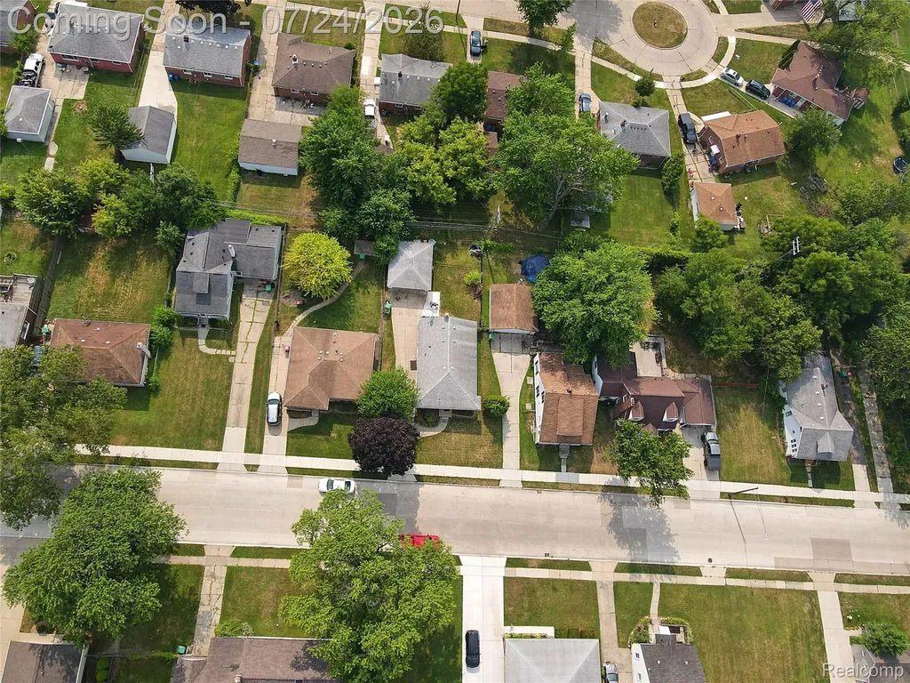 21819 Beechwood Avenue Eastpointe City MI 48021