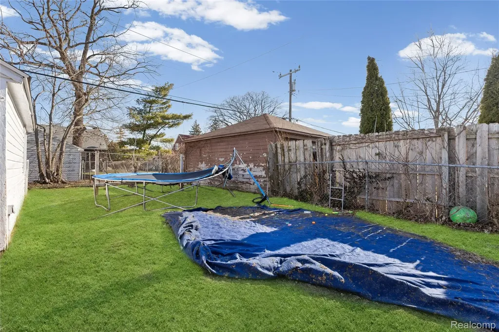 10522 Somerset Avenue Detroit City MI 48224