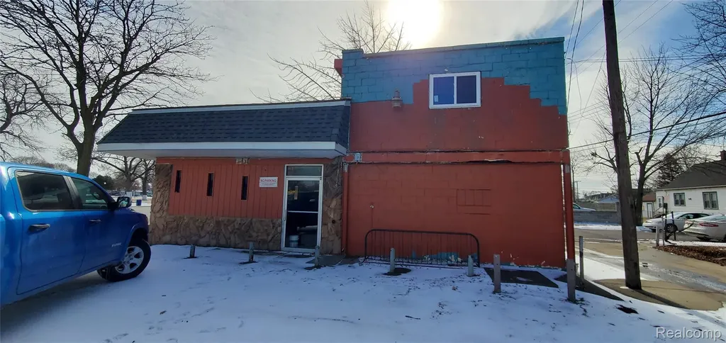 11026 W Jefferson Avenue River Rouge City MI 48218