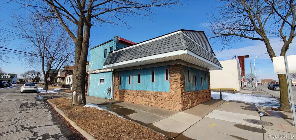 11026 W Jefferson Avenue River Rouge City MI 48218