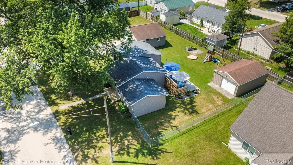 9031 Garfield Drive Northfield Township MI 48189