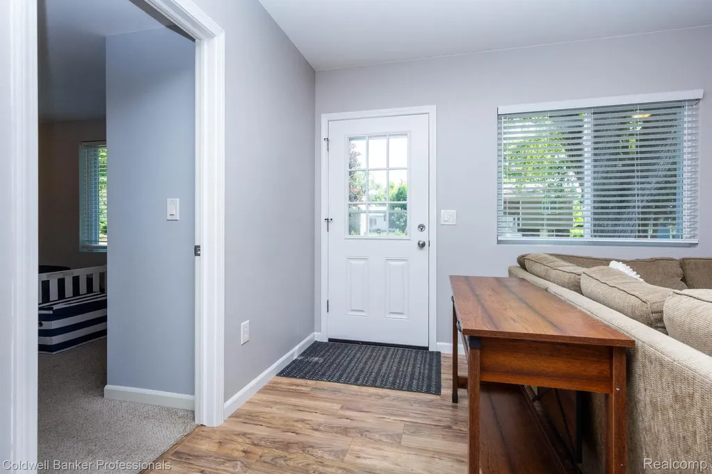 9031 Garfield Drive Northfield Township MI 48189