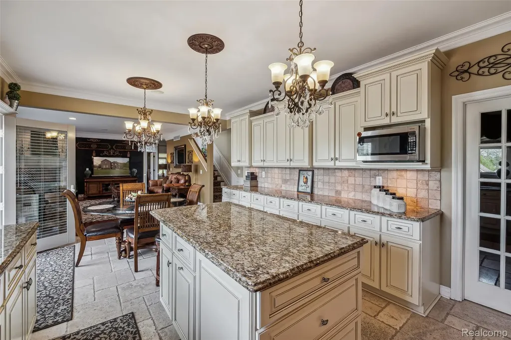 5460 Cochrane Road Almont Township MI 48003
