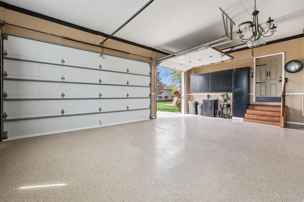 5460 Cochrane Road Almont Township MI 48003