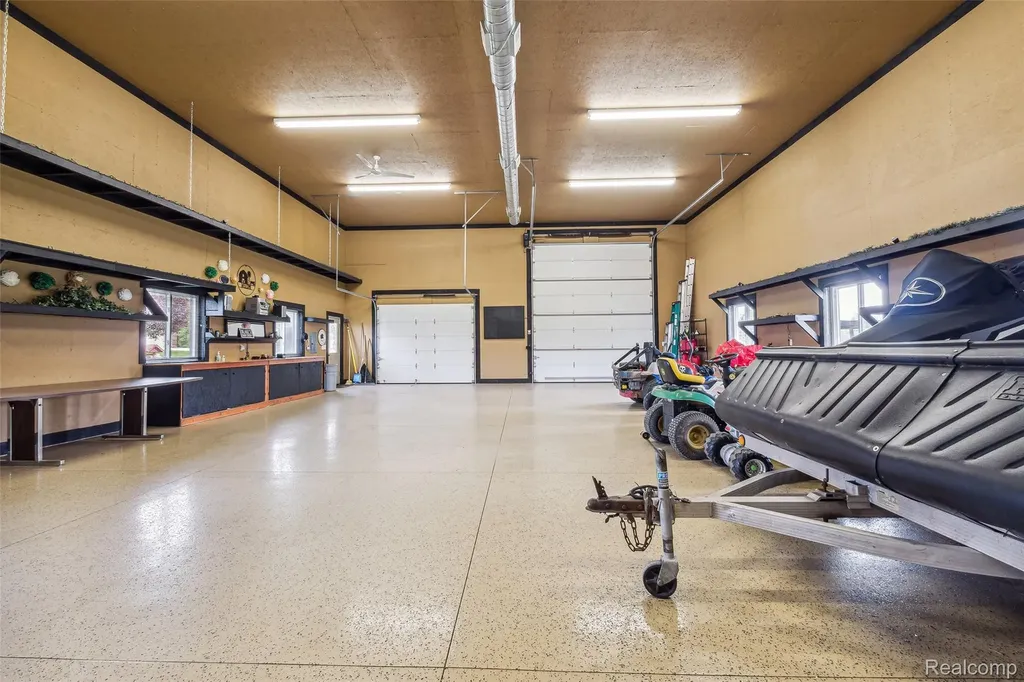 5460 Cochrane Road Almont Township MI 48003