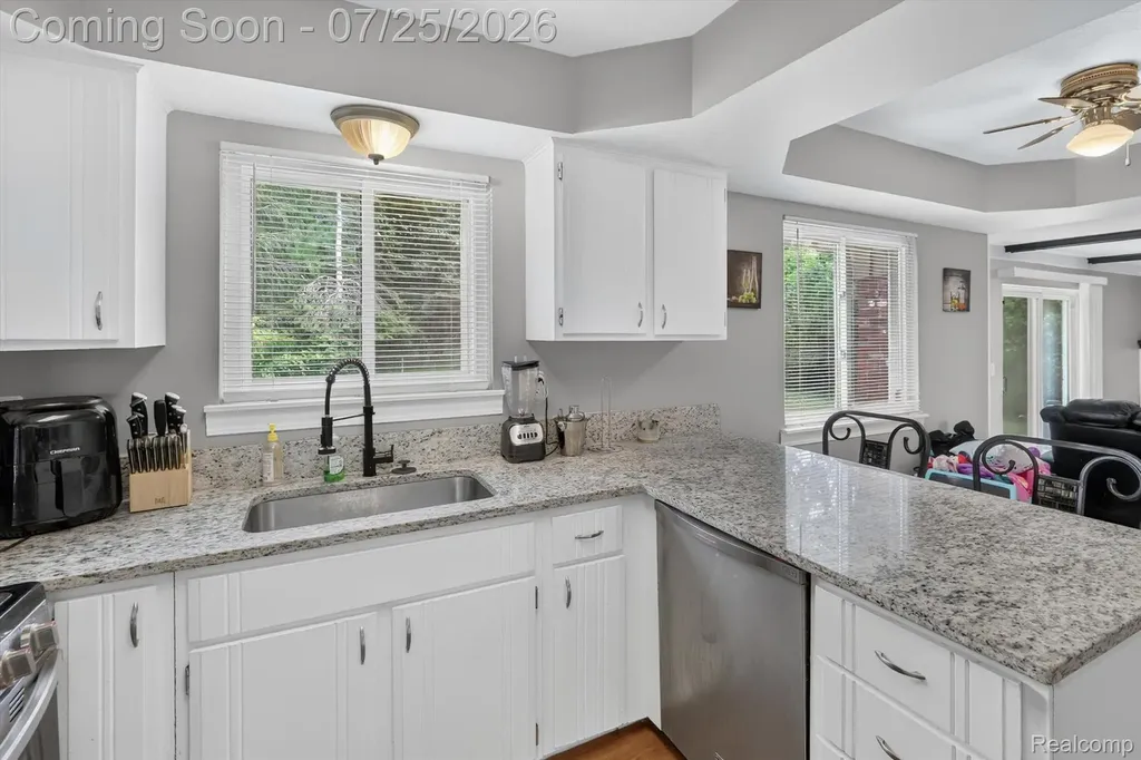 25790 Madden Street Taylor City MI 48180