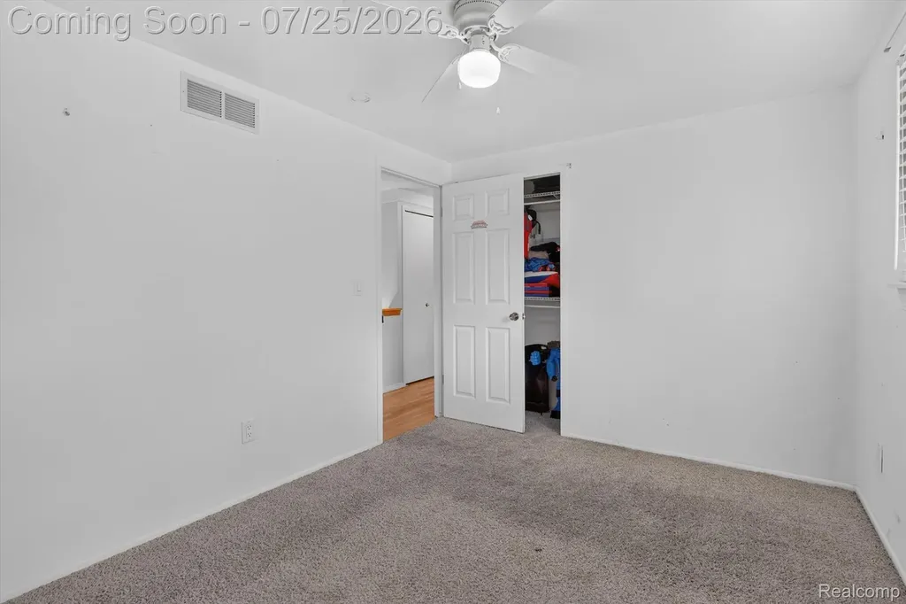 25790 Madden Street Taylor City MI 48180