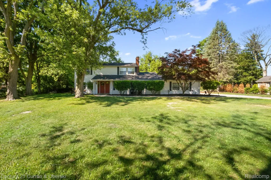 37480 Rhonswood Drive Farmington Hills City MI 48167