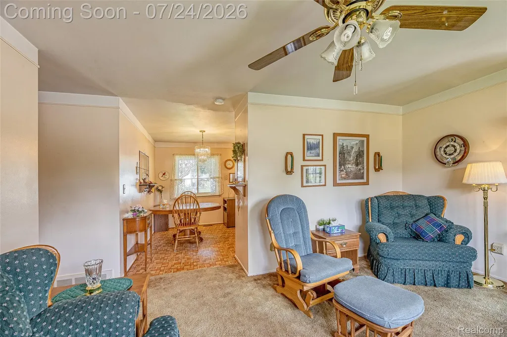 280 Kintyre Drive Oxford Charter Township MI 48371
