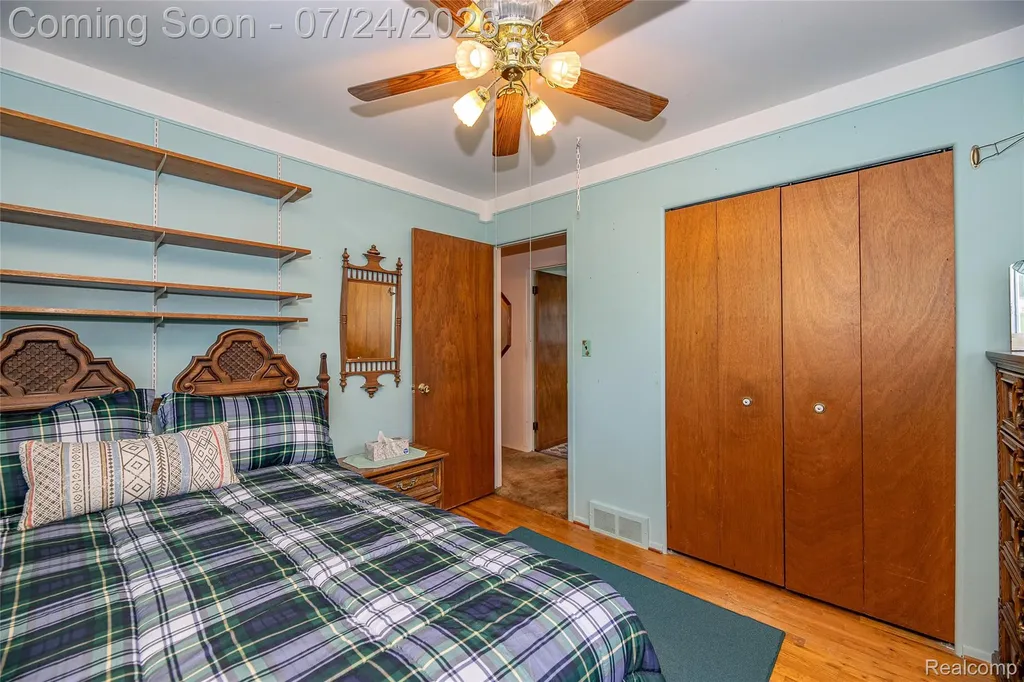 280 Kintyre Drive Oxford Charter Township MI 48371