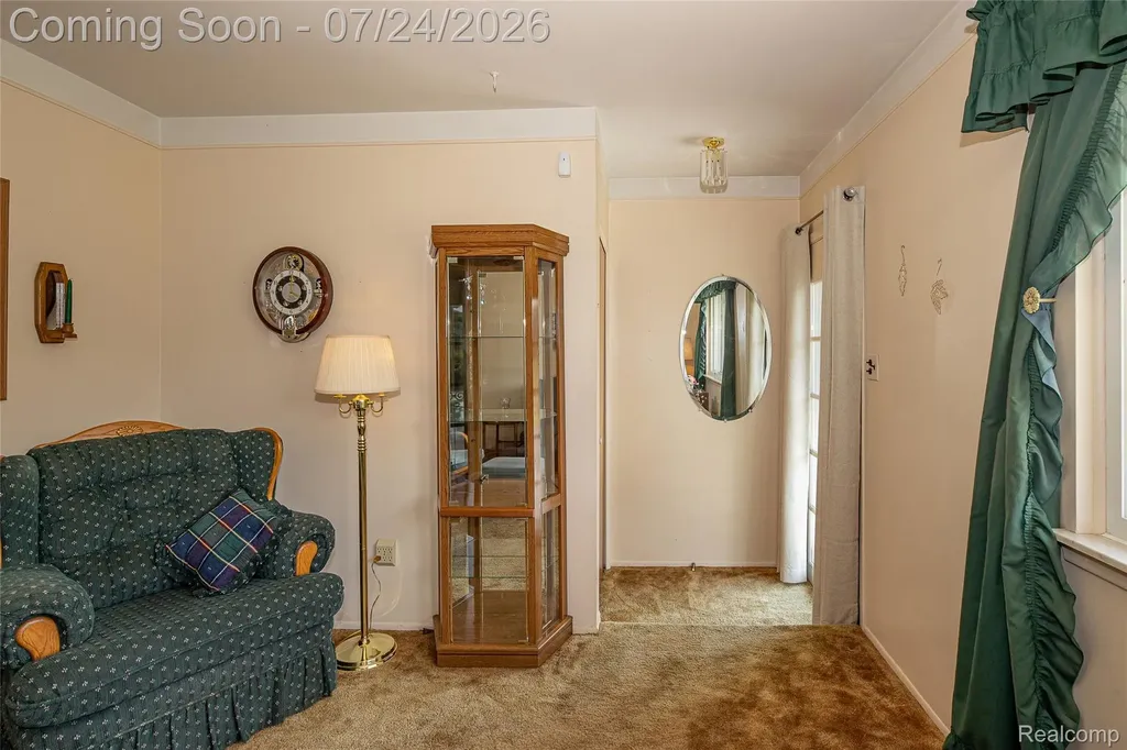 280 Kintyre Drive Oxford Charter Township MI 48371